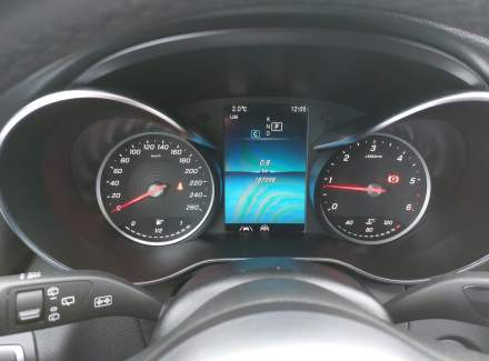 Mercedes-Benz - C-class