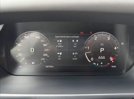 Land Rover - Defender