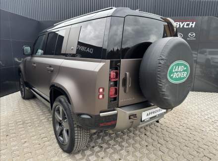 Land Rover - Defender