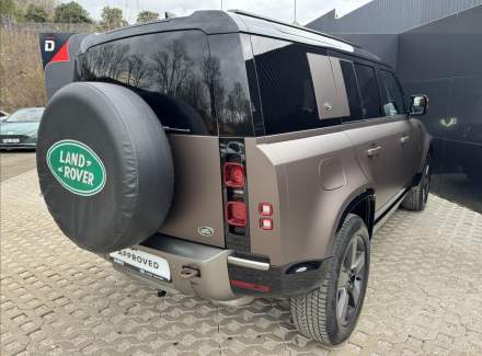 Land Rover - Defender