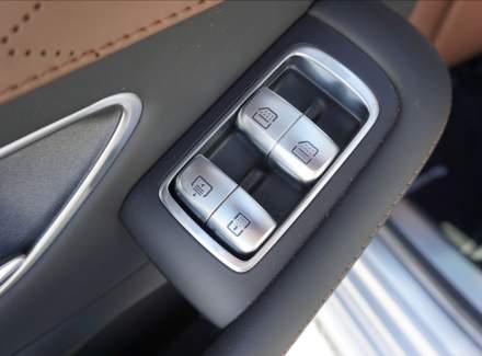 Mercedes-Benz - S-class