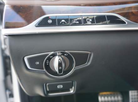 Mercedes-Benz - S-class