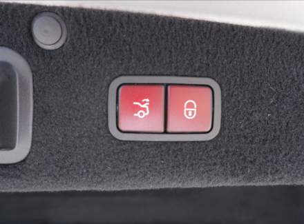 Mercedes-Benz - S-class