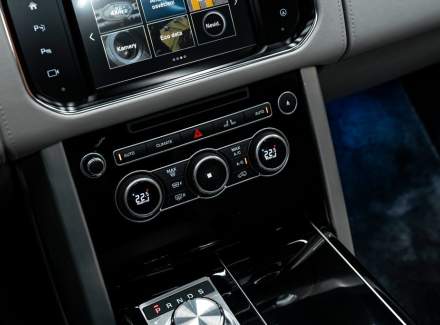 Land Rover - Range Rover