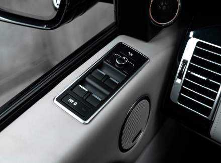 Land Rover - Range Rover