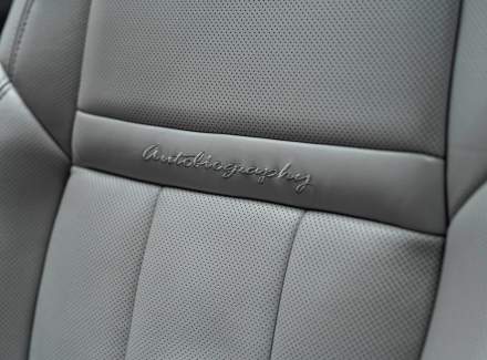 Land Rover - Range Rover