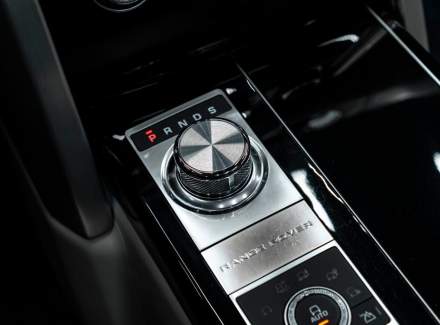 Land Rover - Range Rover