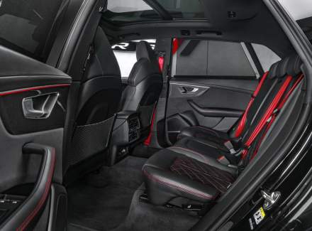 Audi - SQ8