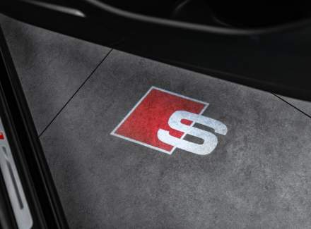Audi - SQ8