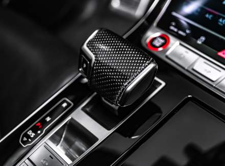 Audi - SQ8