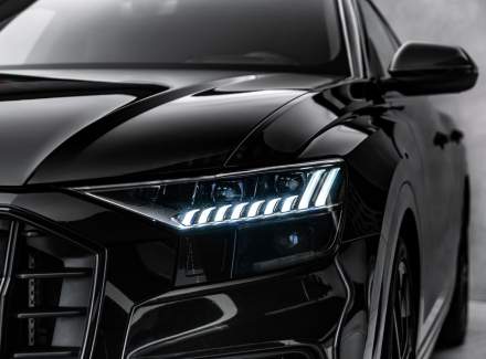 Audi - SQ8