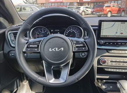 Kia - XCeed