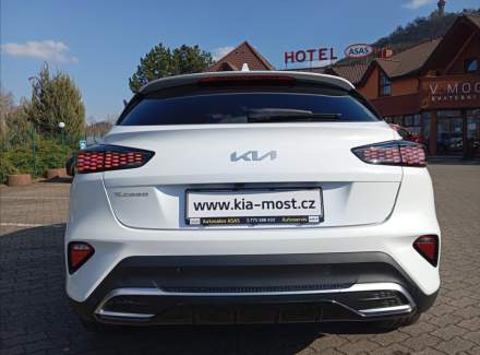 Kia - XCeed