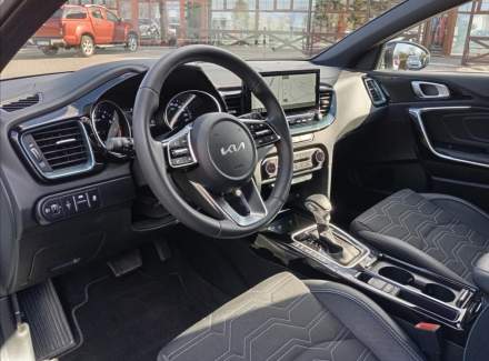 Kia - XCeed