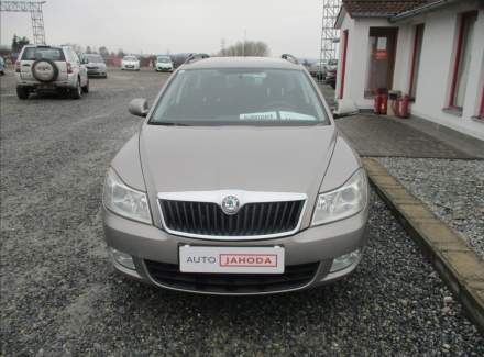 Škoda - Octavia