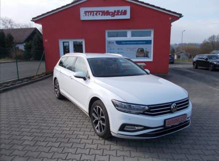Volkswagen - Passat