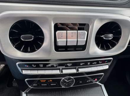 Mercedes-Benz - G-class