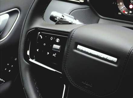 Land Rover - Range Rover Velar