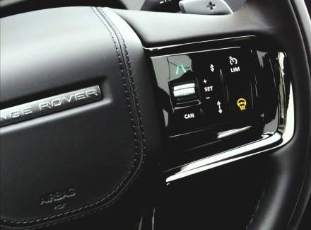 Land Rover - Range Rover Velar