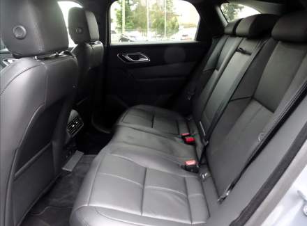 Land Rover - Range Rover Velar