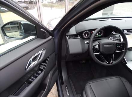 Land Rover - Range Rover Velar