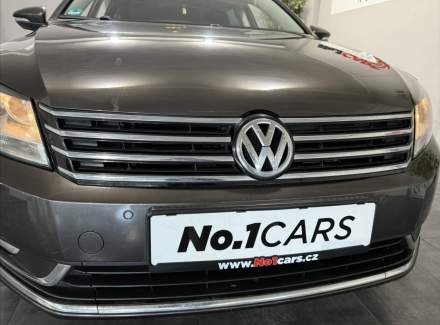 Volkswagen - Passat