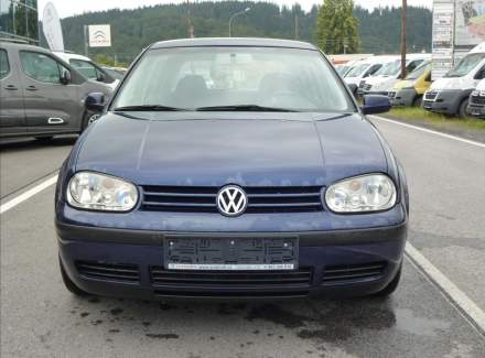 Volkswagen - Golf