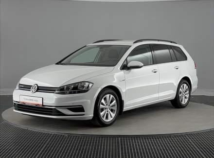 Volkswagen - Golf