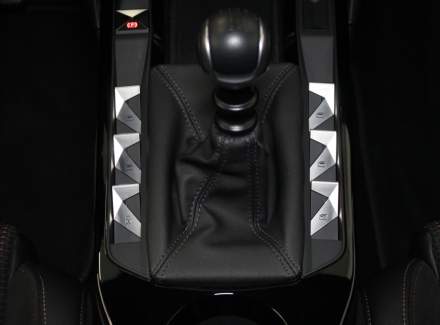 DS Automobiles - DS3 Crossback