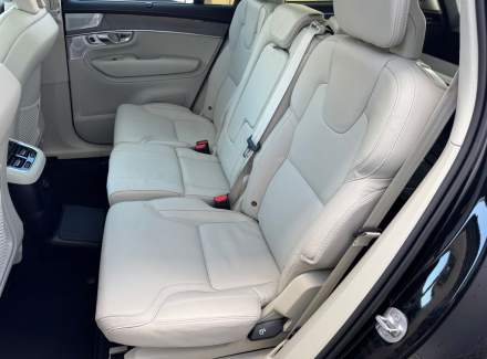 Volvo - XC90