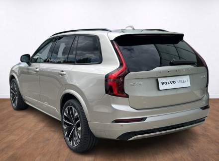 Volvo - XC90