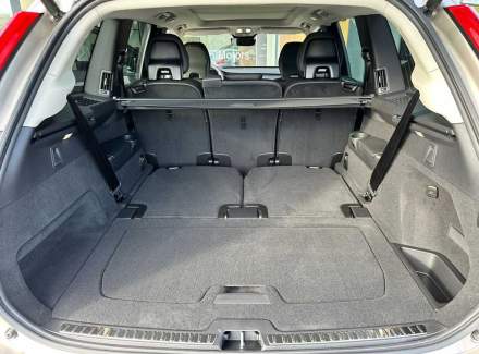 Volvo - XC90