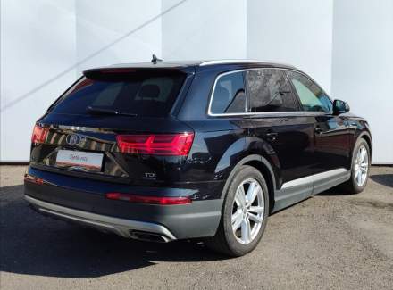 Audi - Q7