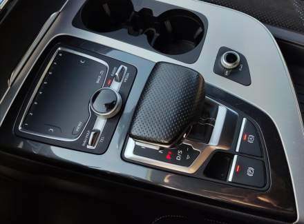 Audi - Q7