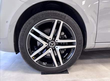 Mercedes-Benz - V-class