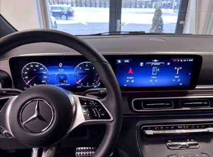 Mercedes-Benz - V-class