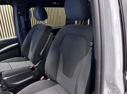 Mercedes-Benz - V-class