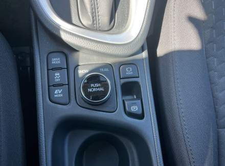 Toyota - Yaris Cross