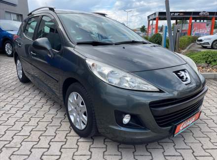 Peugeot - 207
