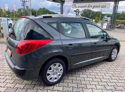 Peugeot - 207