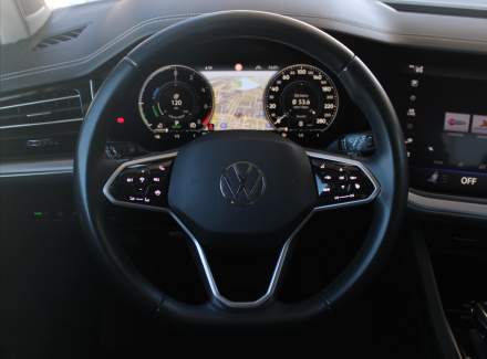 Volkswagen - Touareg