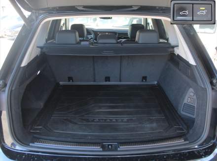 Volkswagen - Touareg