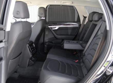 Volkswagen - Touareg