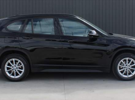 BMW - X1