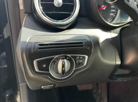 Mercedes-Benz - C-class