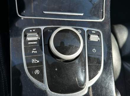 Mercedes-Benz - C-class