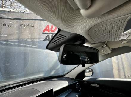 Mercedes-Benz - C-class