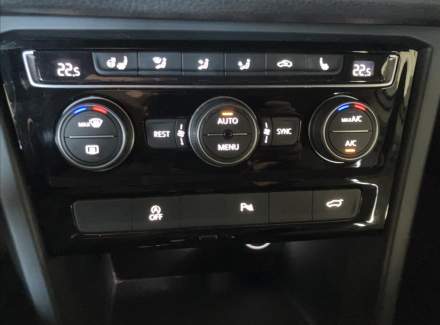 Volkswagen - Touran