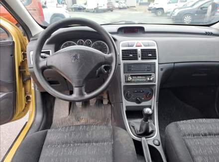 Peugeot - 307