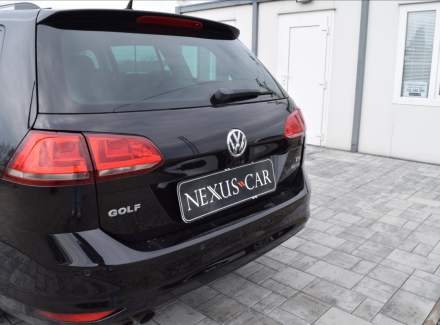 Volkswagen - Golf